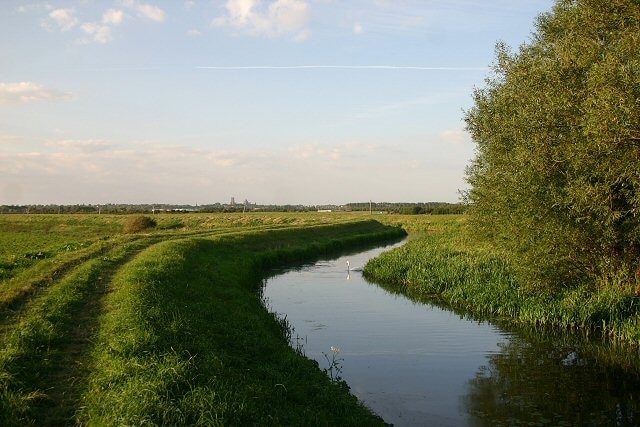 Soham Lode beyond Barway Bridge The Lode is navigable for small craft as far as Barway; beyond that only very small boats can travel further, as there is no turning area.