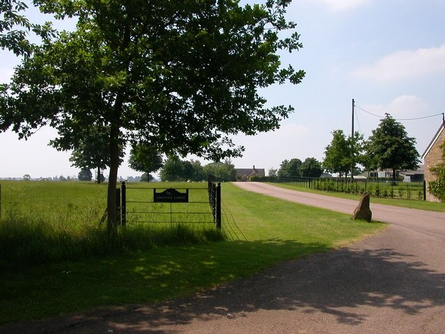 "Adstone"-foto av Ian Rob (CC BY-SA) / Urklipp från original