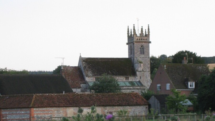 Photo "St Giles Church, Great Wishford, Wiltshire, England from near the Stoford Bridge" by undefined (Creative Commons Zero, Public Domain Dedication) / Cropped from original