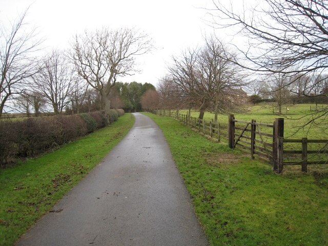 Foto "Eppleby" de Philip Barker (CC BY-SA) / Recortada do original