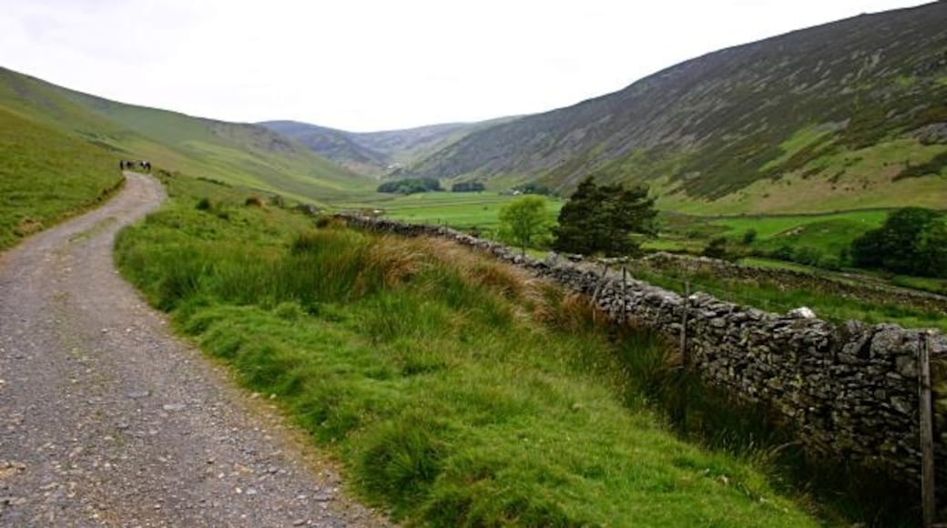 Photo "Mosedale" by Toby Speight (CC BY-SA) / Cropped from original