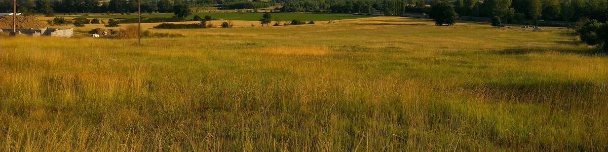 Photo "Vue de Gragnague" by Vincent Vidal (Creative Commons Attribution 3.0) / Cropped from original