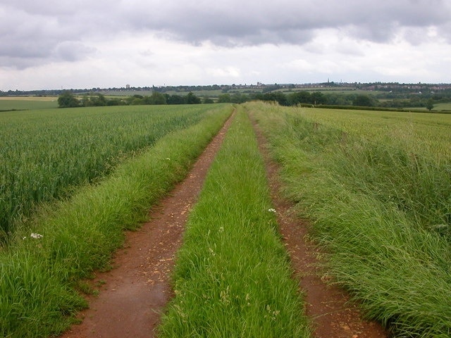 Kuva ”Cransley” käyttäjältä Ian Rob (CC BY-SA) / rajattu alkuperäisestä kuvasta