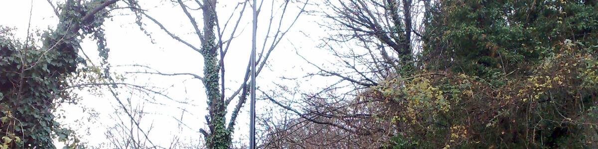 Photo "33040 Savogna, Province of Udine, Italy" by pazzosi (Creative Commons Attribution-Share Alike 3.0) / Cropped from original