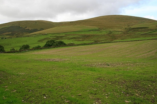 Farmland at Chapel Hill Butt Hill is in the background to the left with Black Hill to the right.