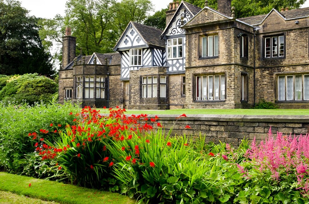 Photo "Smithills Country Park" by SG2012 (CC BY) / Cropped from original