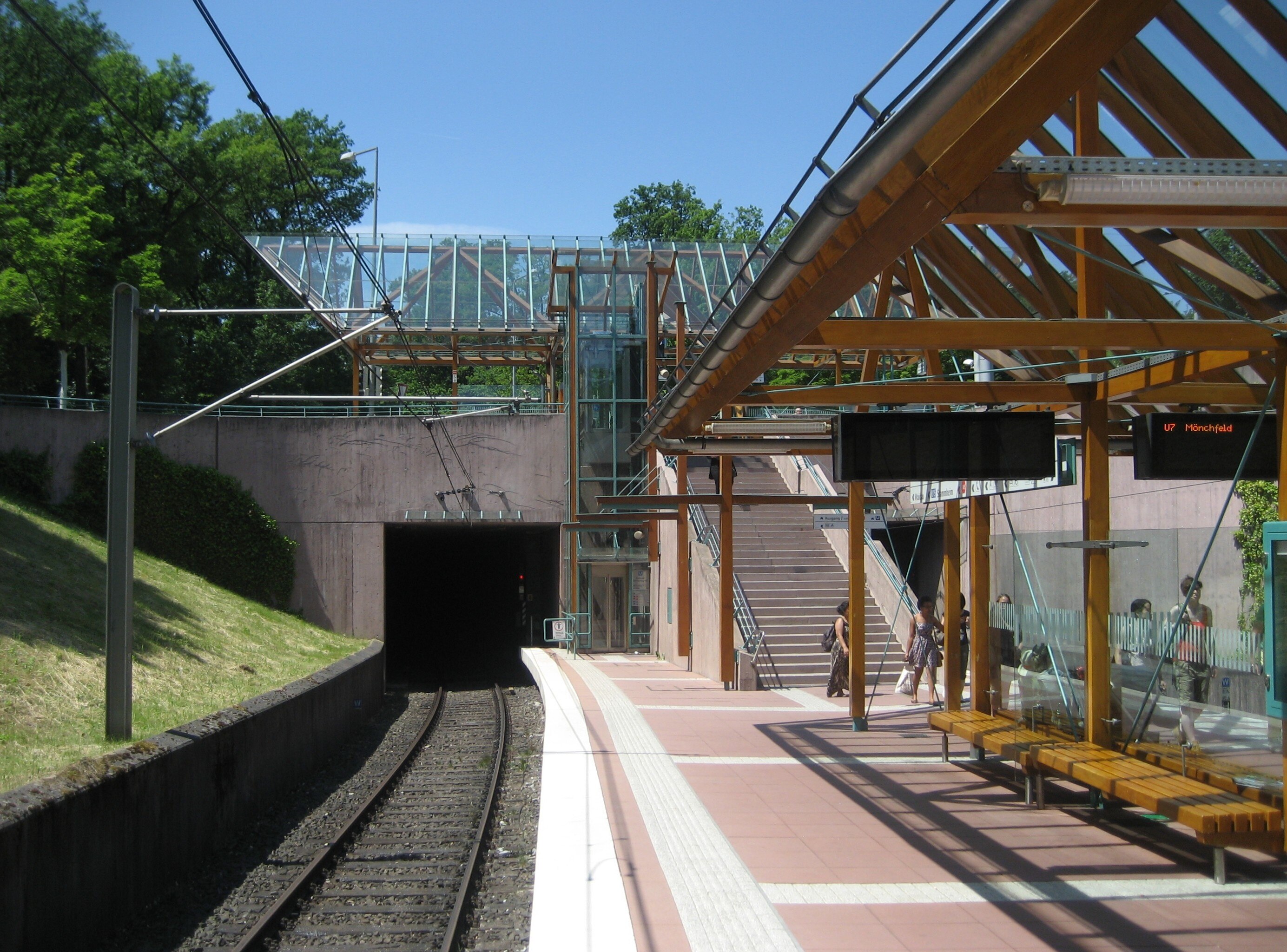 Foto "Sillenbuch" de Geogast (CC BY-SA) / Recortada de la original