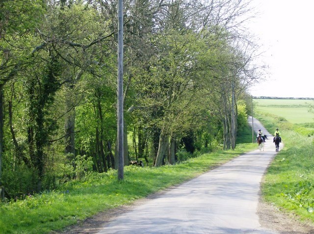 Kuva ”Whichford” käyttäjältä Graham Horn (CC BY-SA) / rajattu alkuperäisestä kuvasta