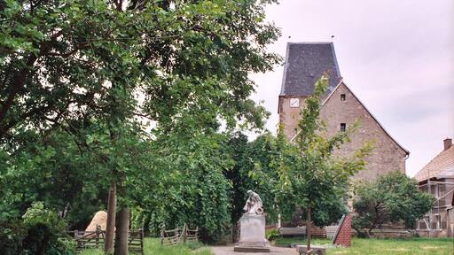 Ảnh "Niederwünsch" của Dguendel (page does not exist) (CC BY) / Cắt từ ảnh gốc