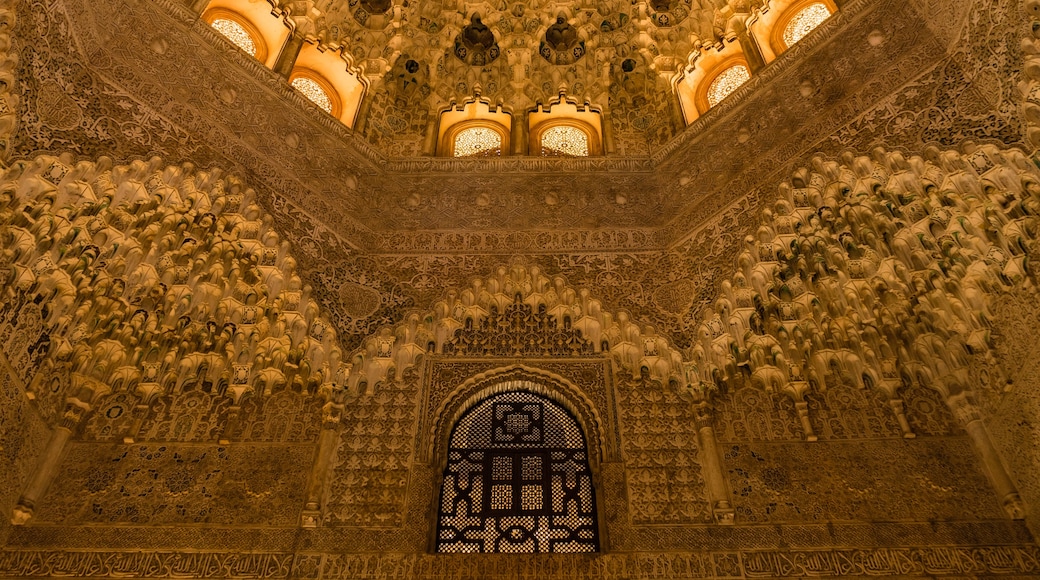 Bildet «Alhama de Granada» tatt av Javier Puig Ochoa (CC BY) / originalbilde beskjært