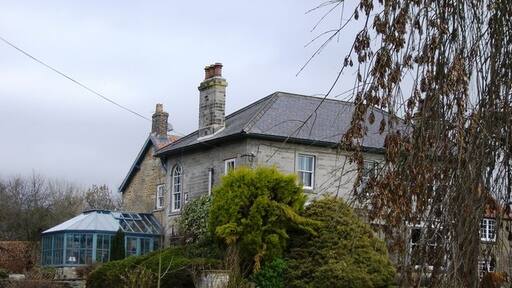 Photo "Wombleton" by martin dawes (CC BY-SA) / Cropped from original