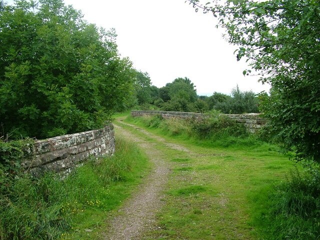 Foto “Crackenthorpe” tomada por David Brown (CC BY-SA); recorte de la original