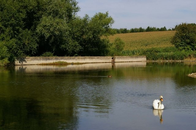 « Chart Sutton», photo de Glyn Baker (CC BY-SA) / rognée de l’originale