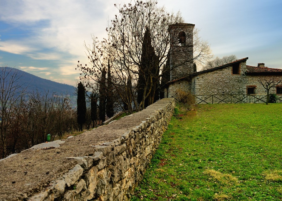Chiesa di San Michele a Ome