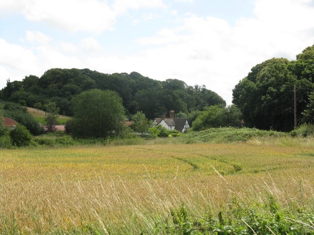 "Astley and Dunley"-foto av Whatlep (CC BY-SA) / Urklipp från original