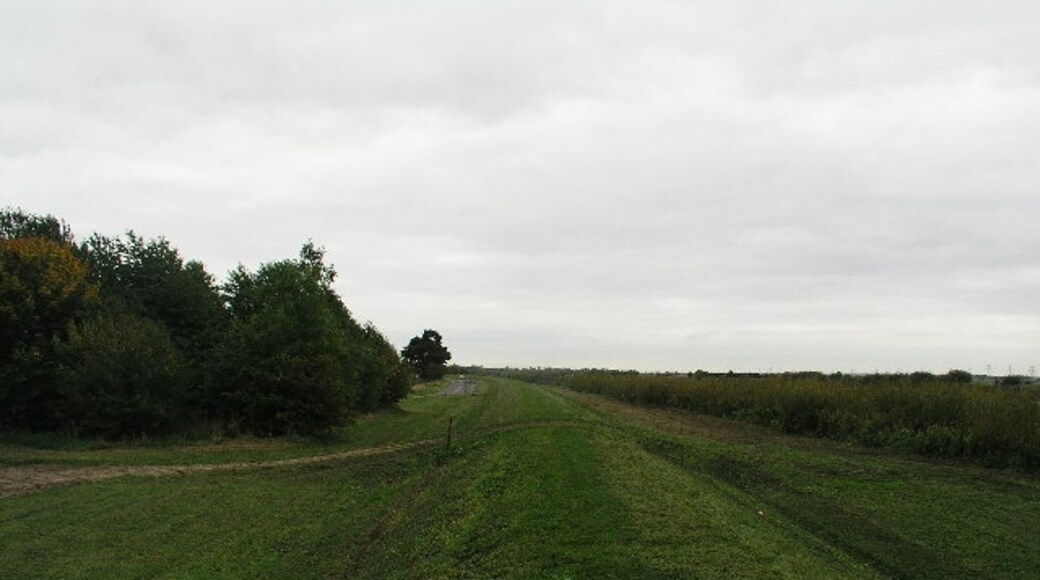 Photo "East Butterwick" by Jon Clark (CC BY-SA) / Cropped from original