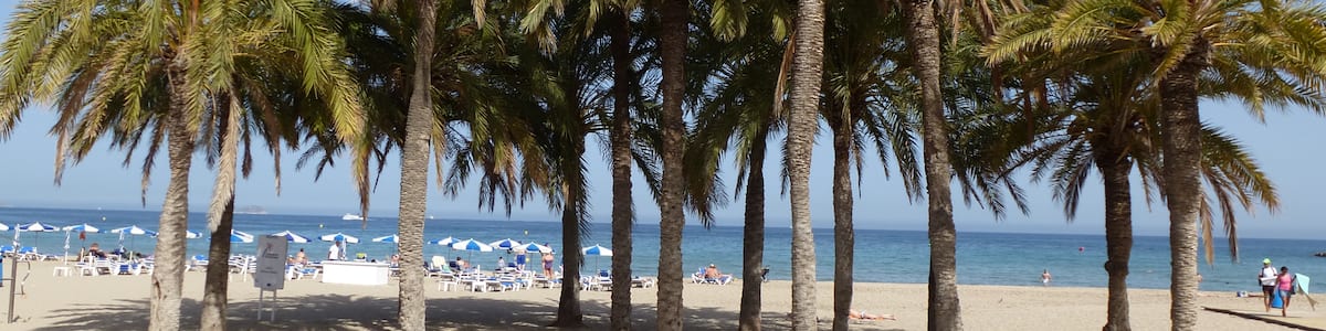 Photo "la plage de villajoiosa" by chisloup (Creative Commons Attribution 3.0) / Cropped from original