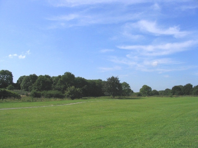 Ingrebourne Valley Green Way ,Hornchurch, Essex. Part of the Hornchurch Country Park, the Ingrebourne Valley Green Way forms part of the London Loop urban footpath.