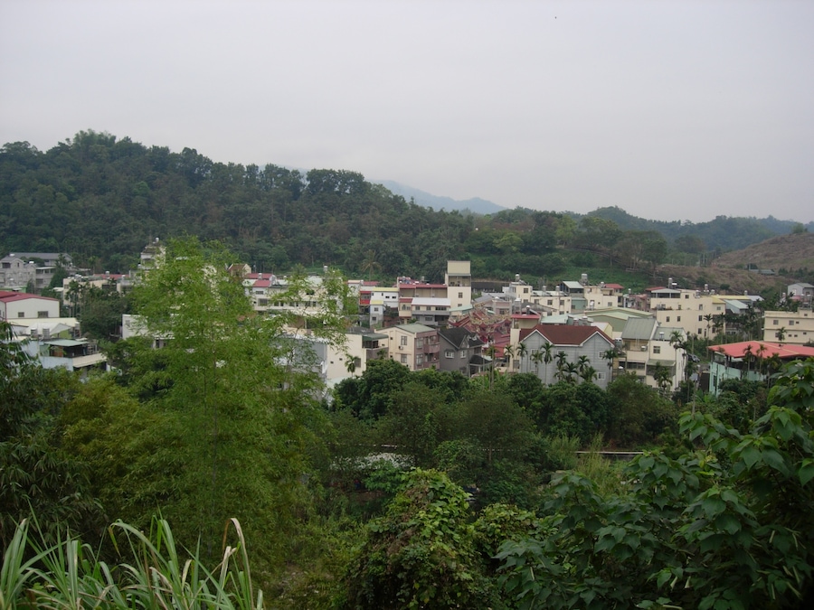 Jhongliao Shuangwun Hamlet