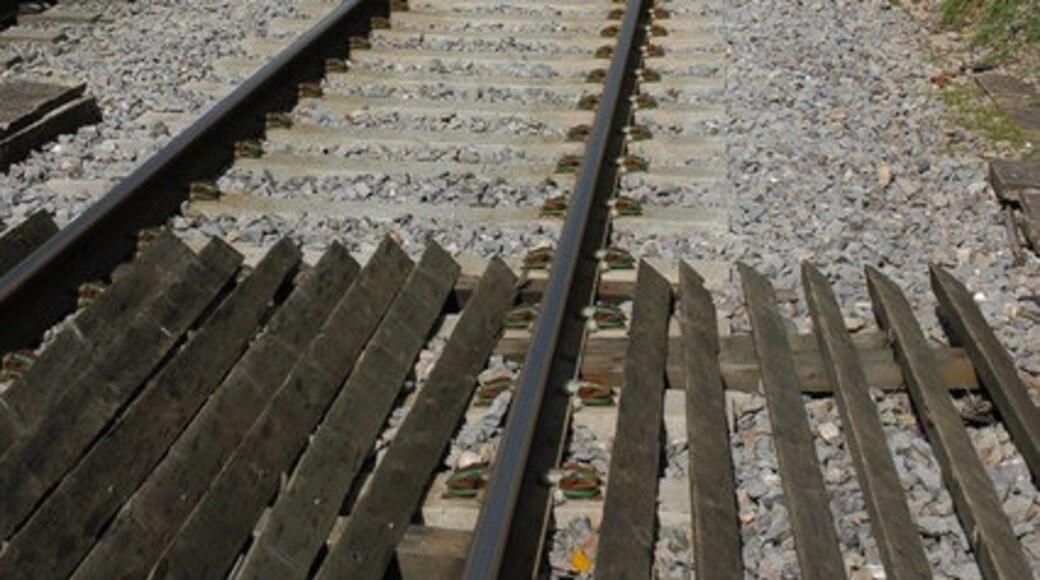 Foto "Ashchurch Rural" de Philip Halling (CC BY-SA) / Recortada do original