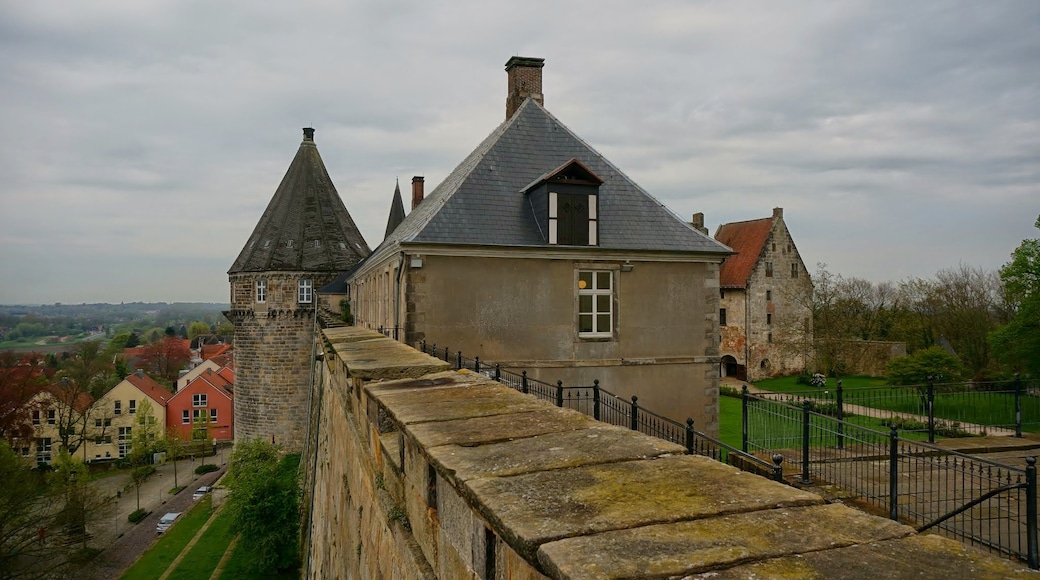 Bildet «Bentheim slott» tatt av Ben Bender (CC BY-SA) / originalbilde beskjært