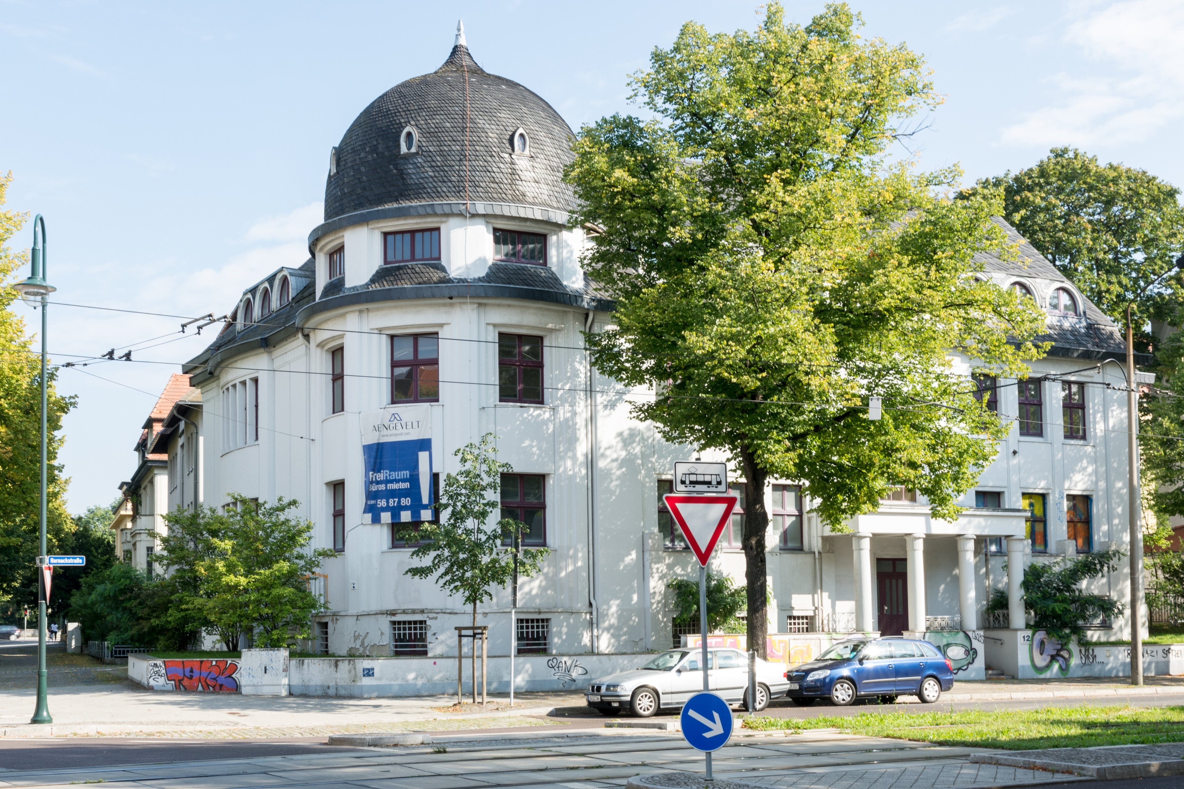 Ajepbah (CC BY-SA) 的「司丹區」相片 / 由原圖裁切