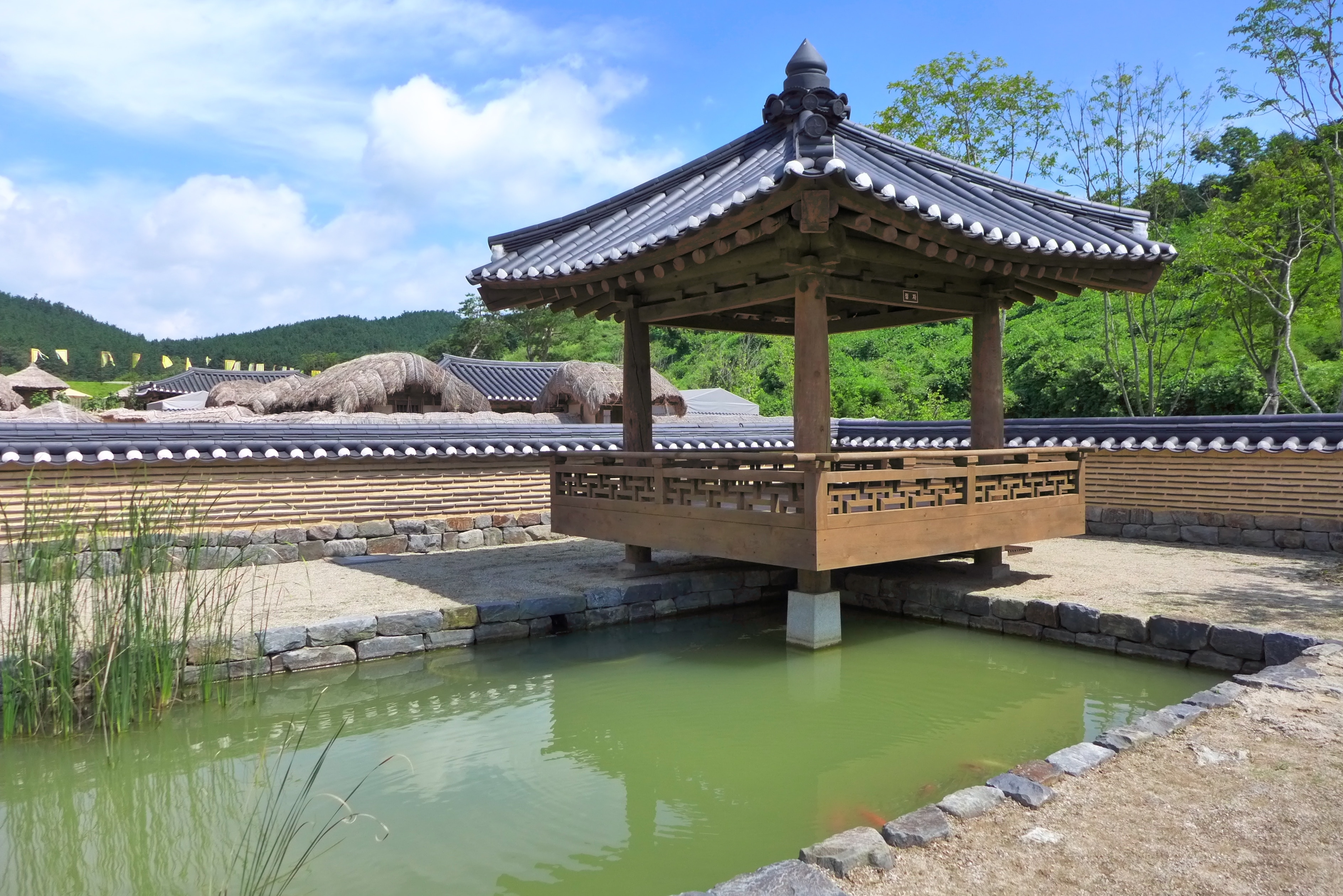 군산 여행의 모든 것! 유명 관광지부터 숨겨진 보석같은 여행지를 찾아 나만의 여행을 떠나자. 특가 호텔과 리뷰는 기본! | 익스피디아