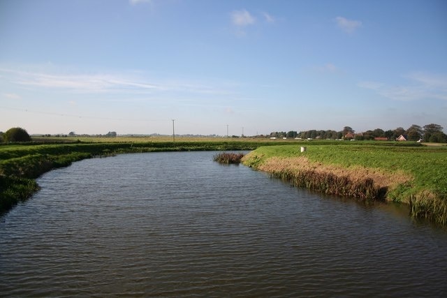 Kuva ”Wainfleet St Mary” käyttäjältä Richard Croft (CC BY-SA) / rajattu alkuperäisestä kuvasta