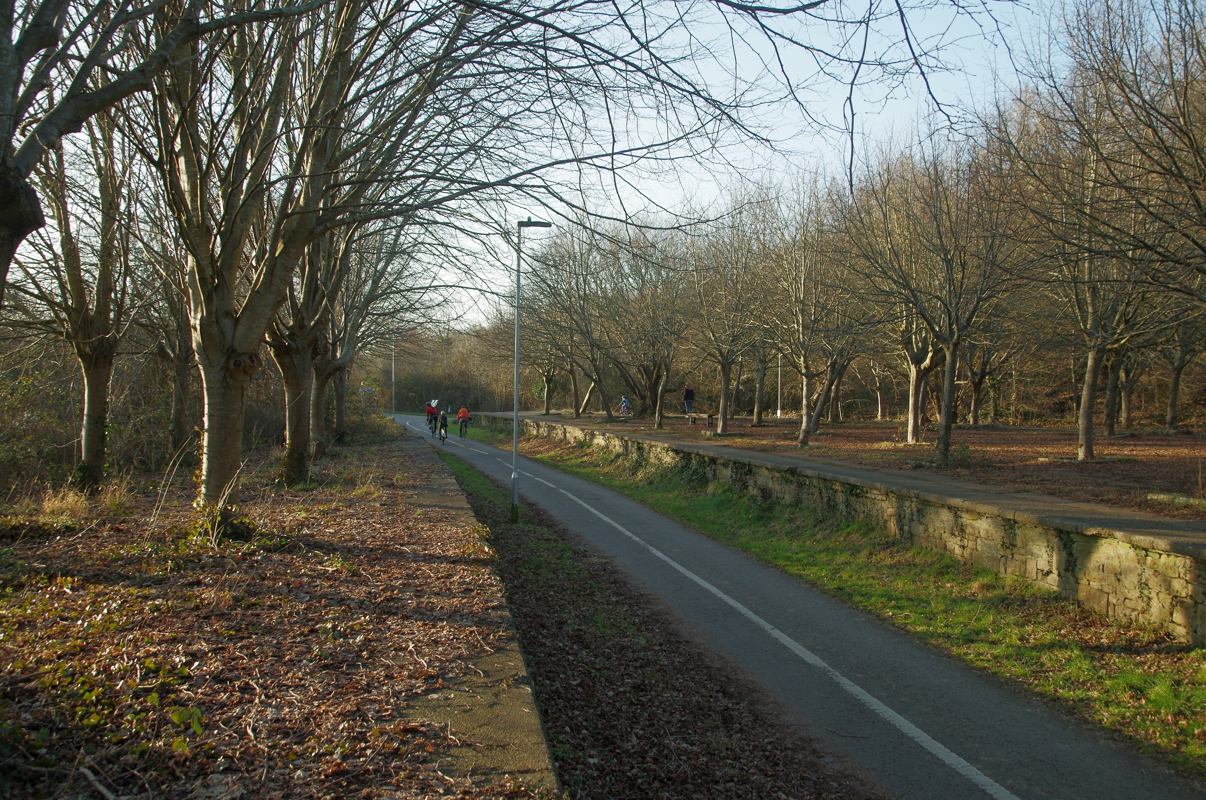 Kuva ”Emersons Green” käyttäjältä Mattbuck (CC BY-SA) / rajattu alkuperäisestä kuvasta