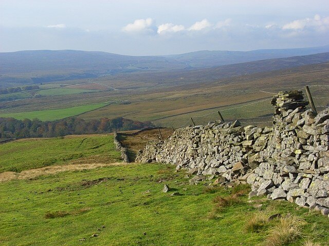 "Lunedale"-foto av Andrew Smith (CC BY-SA) / Urklipp från original