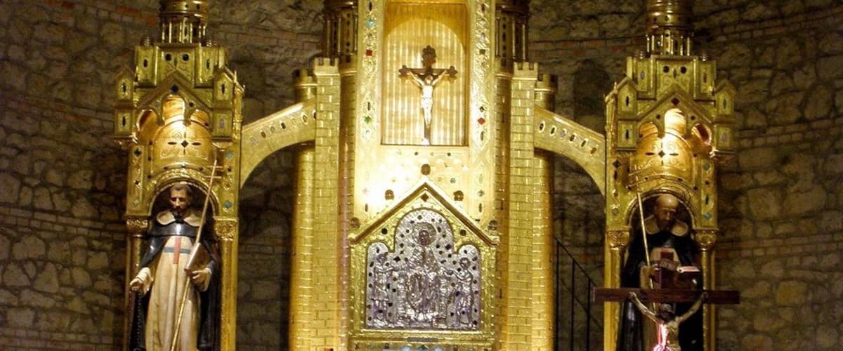 Iglesia de la Santísima Trinidad (PP Trinitarios), en Algorta, Gecho (Vizcaya)