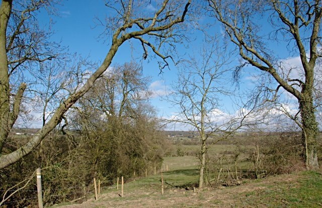 Kuva ”Stanley and Stanley Common” käyttäjältä Jerry Evans (CC BY-SA) / rajattu alkuperäisestä kuvasta