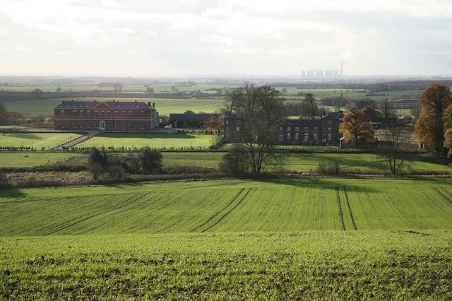 Glentworth Hall. Glentworth Hall 900560 and the Trent Valley from Middle Street