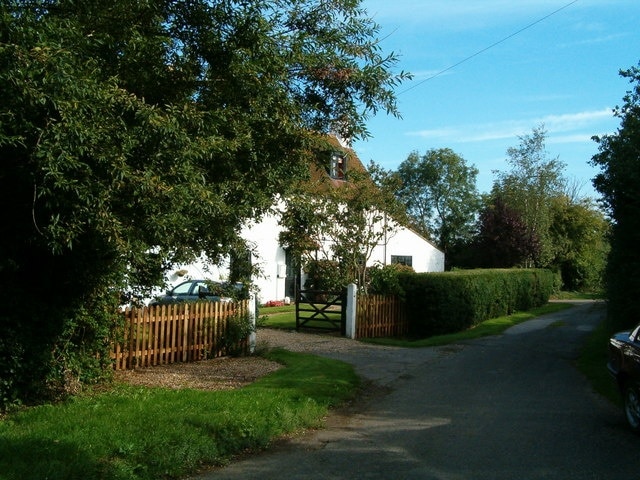 Wood End Lane. A house in Wood End Lane in Moulsoe village