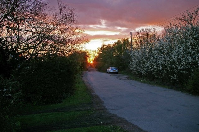 Photo "Bulphan" by Glyn Baker (CC BY-SA) / Cropped from original