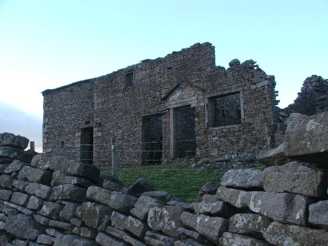 Photo "Carlton Highdale" by Steve Partridge (CC BY-SA) / Cropped from original