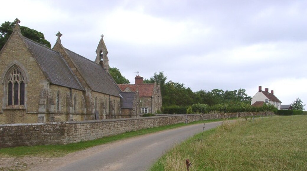 Foto “Wyville cum Hungerton” tomada por Kate Jewell (CC BY-SA); recorte de la original