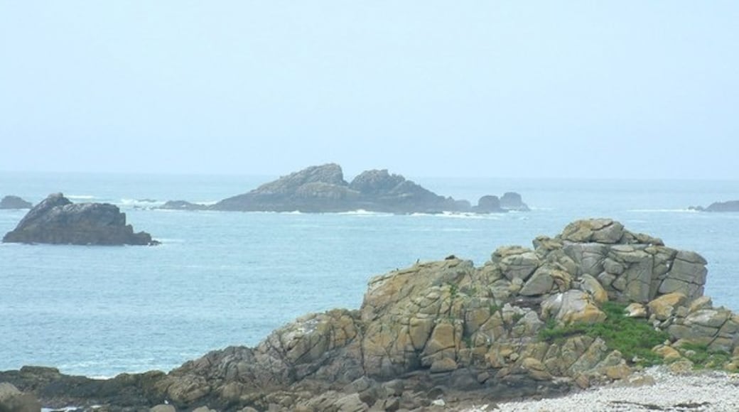 Photo "Bryher" by Steve Edge (CC BY-SA) / Cropped from original