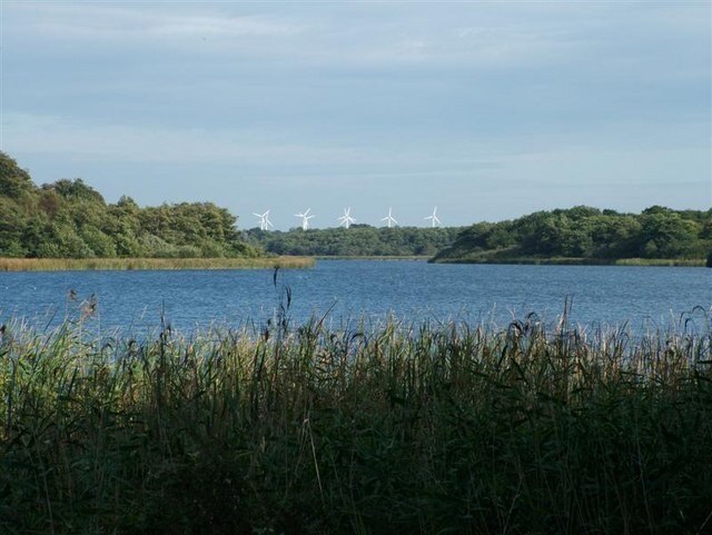 Kuva ”Ormesby St. Michael” käyttäjältä Bob Crook (CC BY-SA) / rajattu alkuperäisestä kuvasta