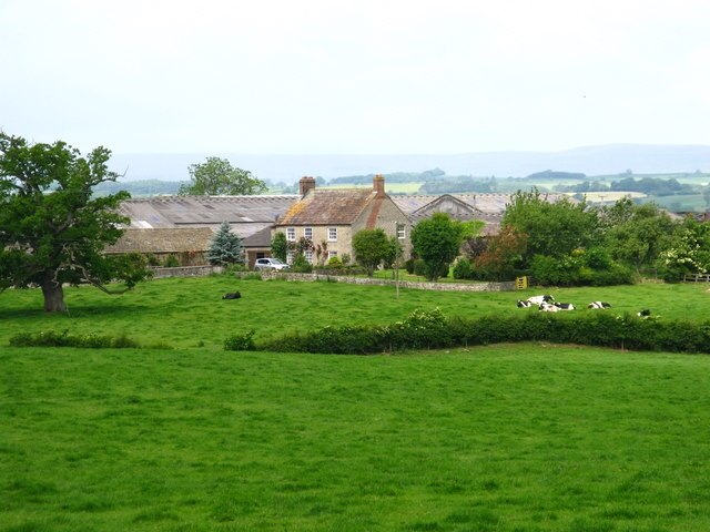 Photo "Clifton-on-Yore" by David Rogers (CC BY-SA) / Cropped from original