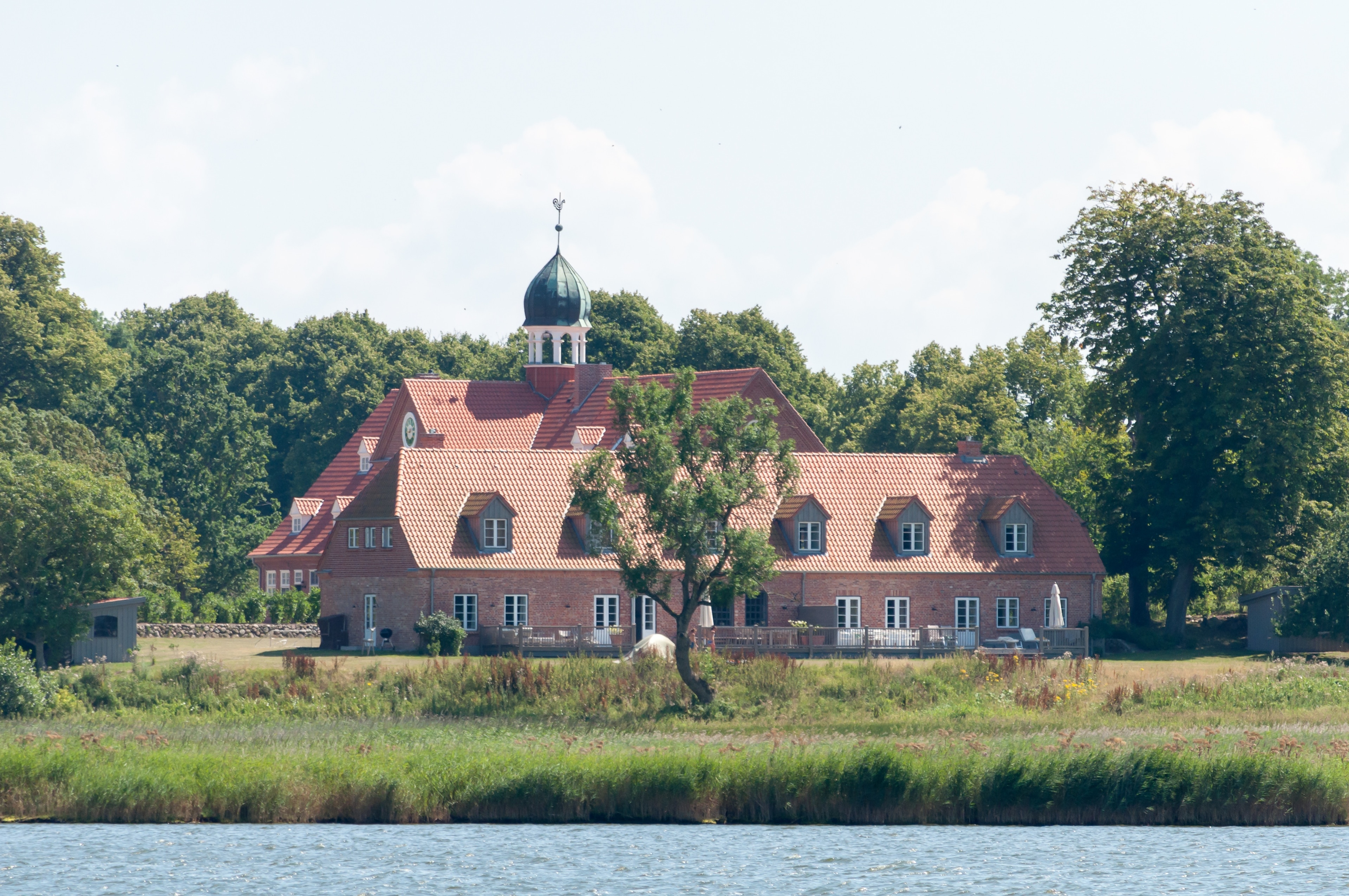 Foto "Boren" oleh Ajepbah (CC BY-SA) / Dipotong dari foto asli