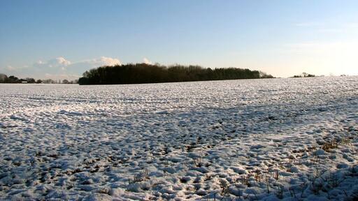 Foto „Rockland St. Mary“ von Evelyn Simak (CC BY-SA)/zugeschnittenes Original