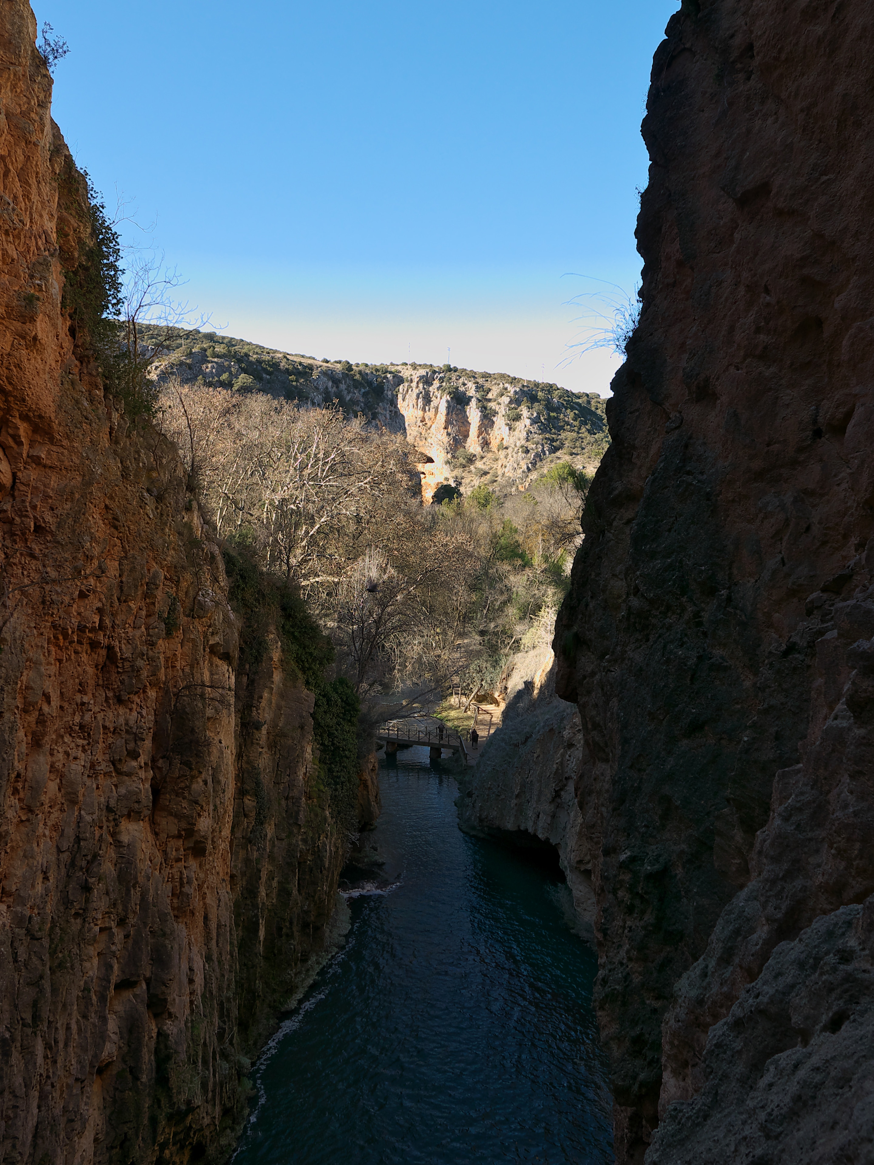 Photo "Santa Maria de Huerta" by José Luis Filpo Cabana (CC BY) / Cropped from original