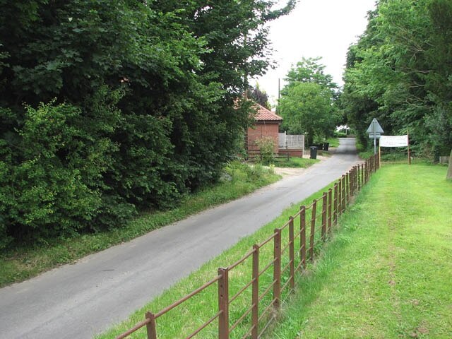 Foto „Carleton Rode“ von Evelyn Simak (CC BY-SA)/zugeschnittenes Original