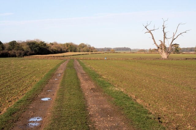 Foto "Hunston" de Bob Jones (CC BY-SA) / Recortada do original