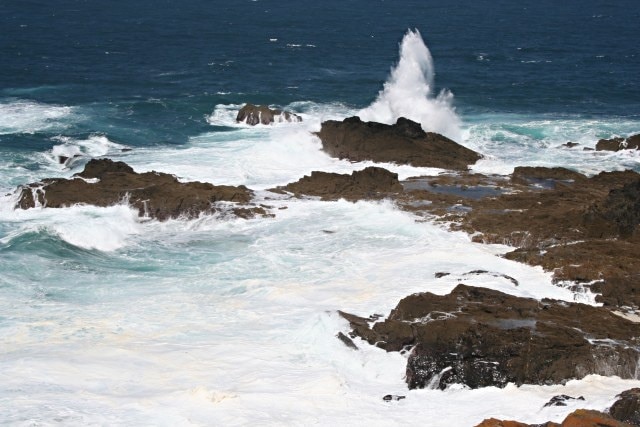 White Water on The Averack The Averack is a rocky promontory covered at high tide.