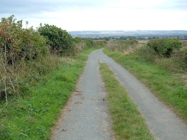 Photo "Hutton Buscel" by JThomas (CC BY-SA) / Cropped from original