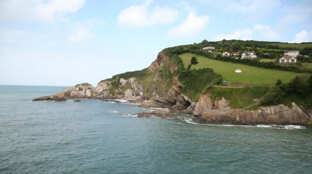 Photo "Combe Martin" by Richard Croft (CC BY-SA) / Cropped from original