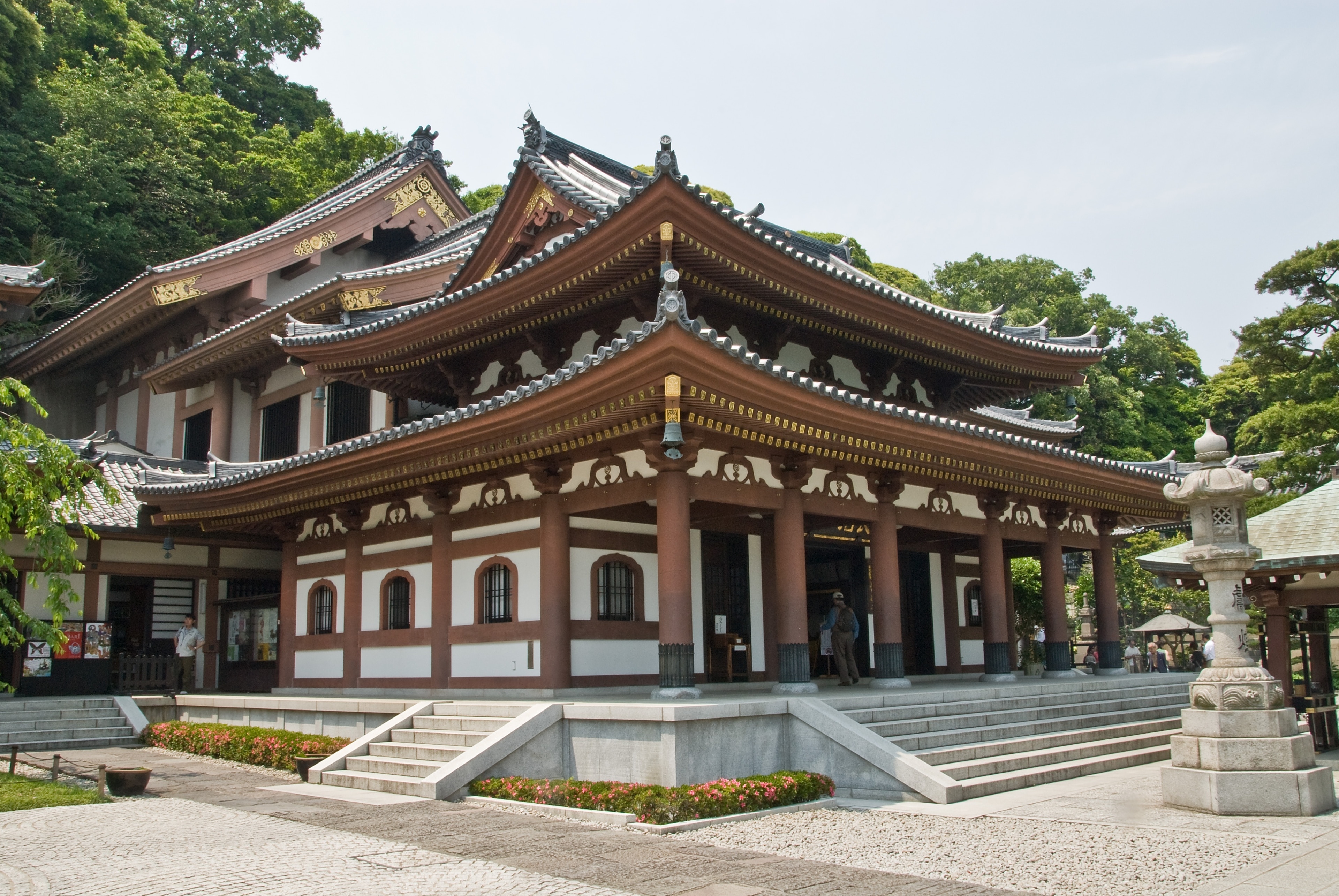 Kannon-dō (Main Hall) of Hase-dera Temple in Kamakura, Kanagawa.