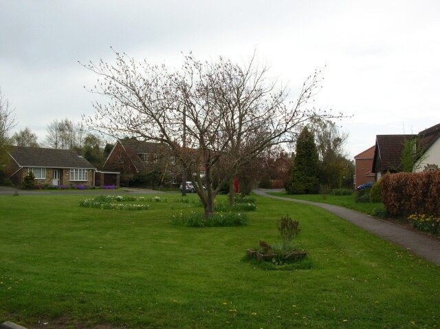 Photo "Claxton" by DS Pugh (CC BY-SA) / Cropped from original